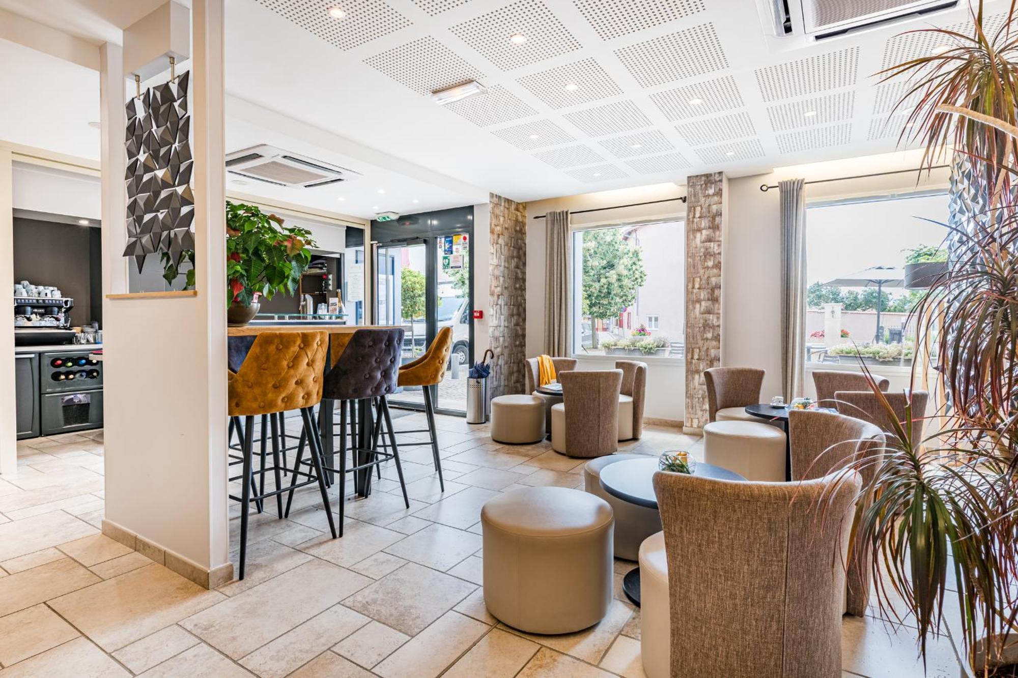 Le Place Neuve Brullioles Exterior photo